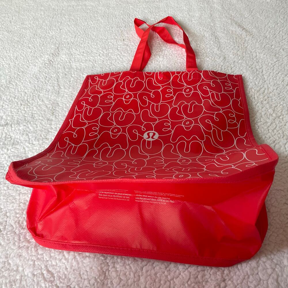 Lululemon Large Red Reusable Logo Tote Bag Abstract Print Gym Shopper - Picture 2 of 3